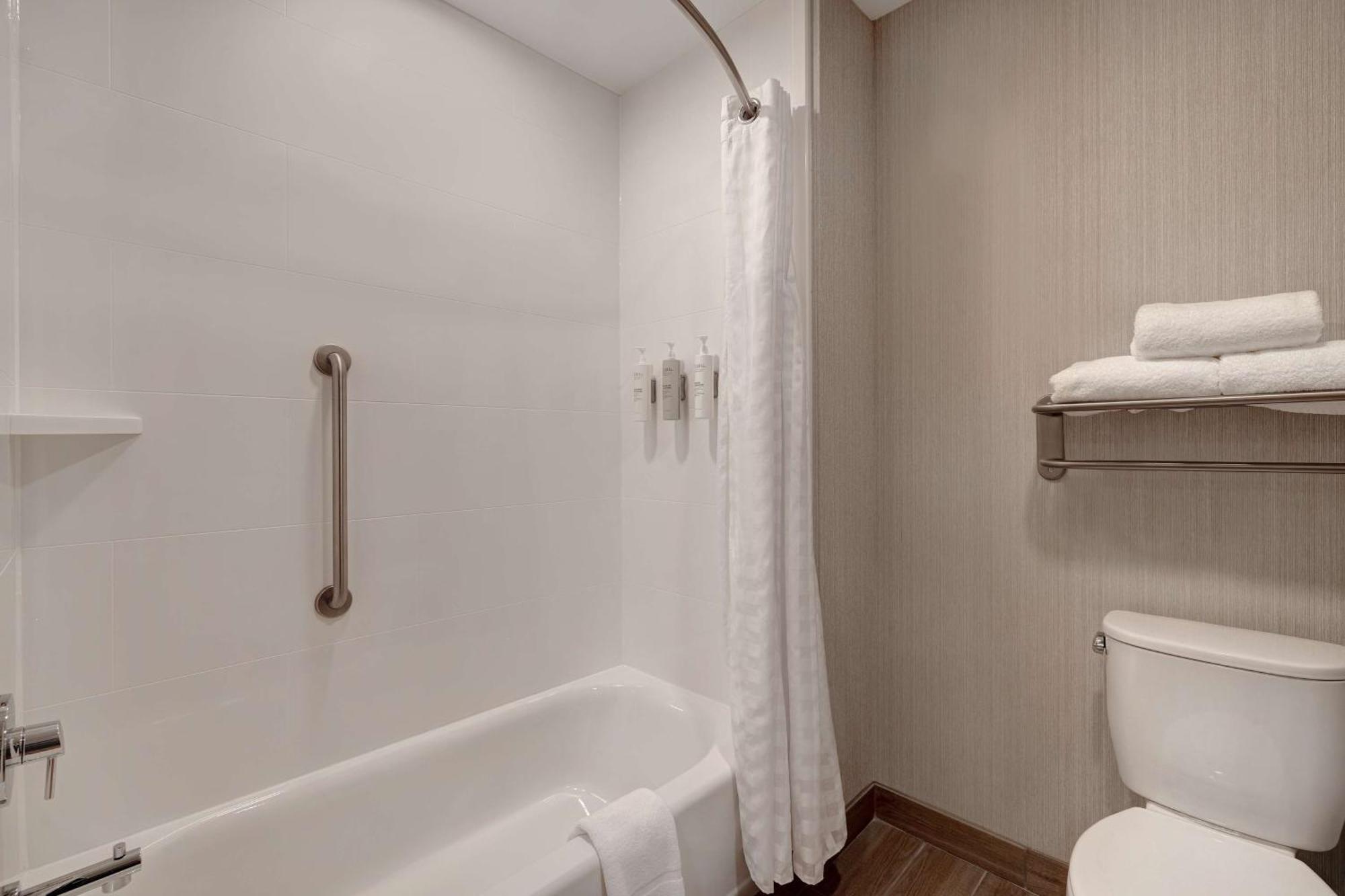 Homewood Suites By Hilton Oak Creek Milwaukee Kültér fotó